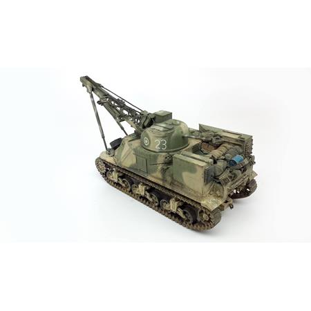 Boîte de la maquette Takom 2088 à l'échelle 1/35 du véhicule de dépannage blindé américain M31 US Tank Recovery Vehicle de la Seconde Guerre mondiale.